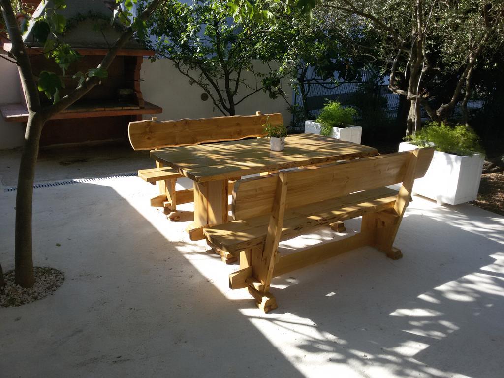 Olive Garden Apartments Poljica  Екстер'єр фото