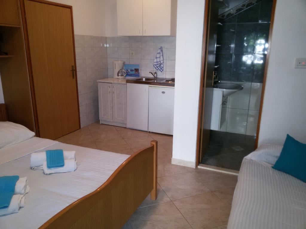 Olive Garden Apartments Poljica  Екстер'єр фото